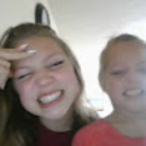 Meet your Posher, Eva